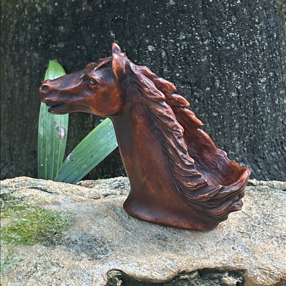 Equestrian men’s holder by Comoy’s Italy